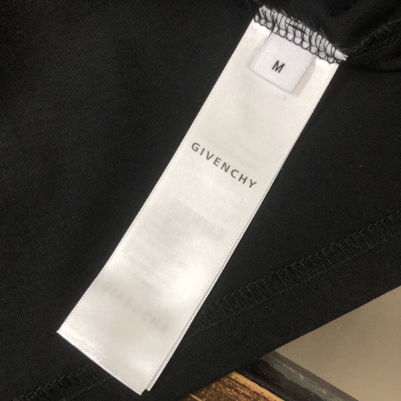 Givenchy T-Shirts